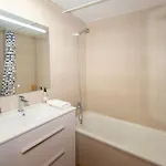 Welcs 320 Pda Con Balcon Y Piscina