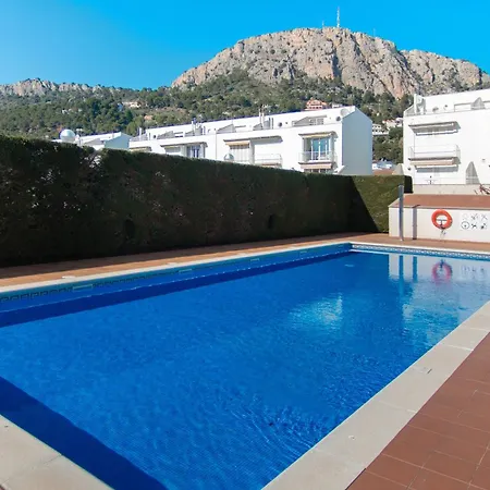 Welcs 320 Pda Con Balcon Y Piscina